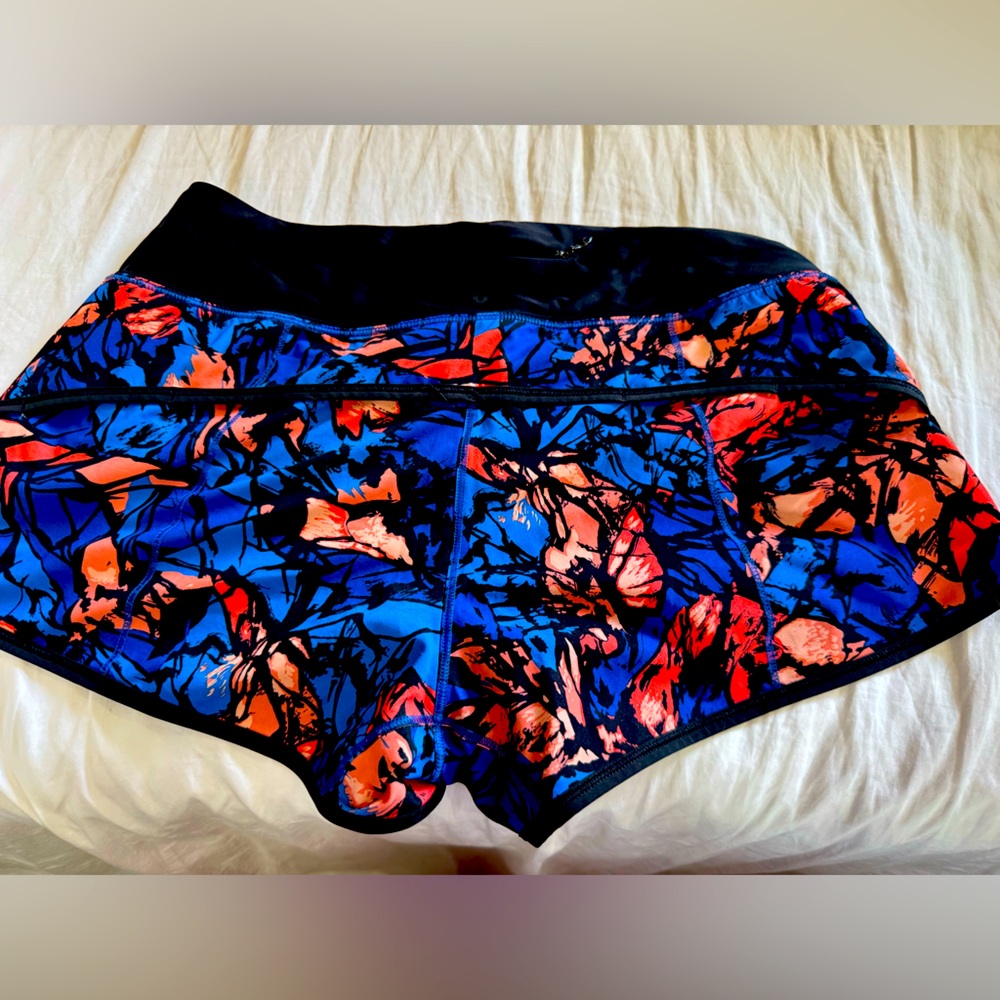 Lululemon Shorts 
Good Condition, barely used.
Size 6